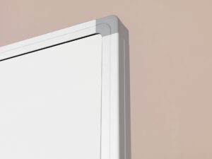 Vijfvlaks schoolbord op kolommen – Wit emaille – Hoogte verstelbaar - Afbeelding 2